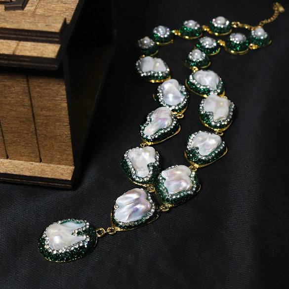 Wholesale Women's Baroque Freshwater Pearl Necklace With Gold Plated Pendant And Regular Chain Electroplating Style