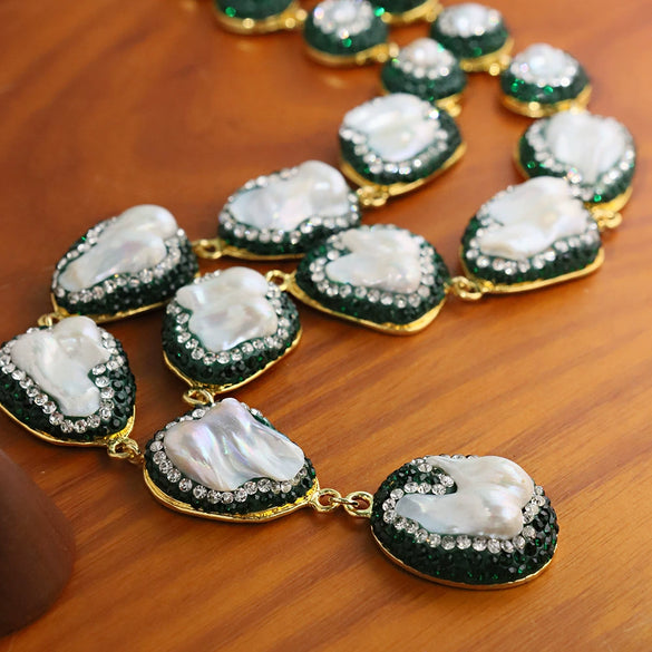 Wholesale Women's Baroque Freshwater Pearl Necklace With Gold Plated Pendant And Regular Chain Electroplating Style