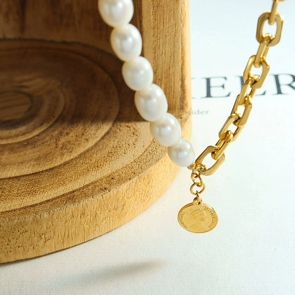 Wholesale Women's Baroque Geometric Freshwater Pearl And Titanium Steel Splicing Chain Necklace Jewelry