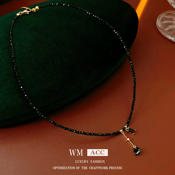 Wholesale Women's Black Crystal And 925 Silver Geometric Handmade Clavicle Necklace