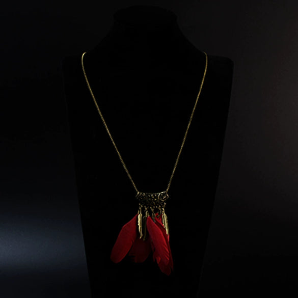 Wholesale Women's Bohemian Creative Feather Tassel Necklace With Geometric Style And Water Wave Chain