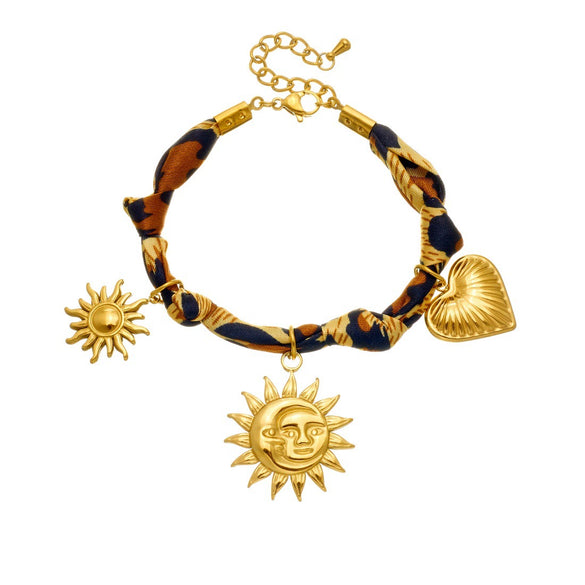 Wholesale Women's Bohemian Minimalist Heart Shape Leopard Print Stainless Steel Goldplated Bracelet With Love Pendant
