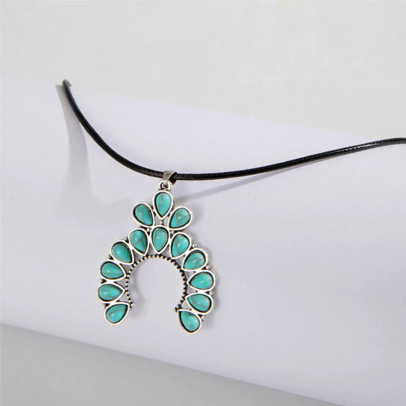 Wholesale Women's Bohemian Style Vintage Turquoise Flower Turtle Shell Alloy Resin Necklace Electroplated