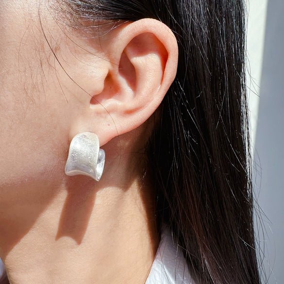 Wholesale Women's Brass And 925 Silver Needle Geometric Wave Cshaped Electroplated Earrings