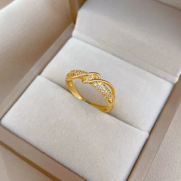 Wholesale Women's Brass Ring Open Twisted Style With Crown Pattern Real Gold Plating Microinlaid