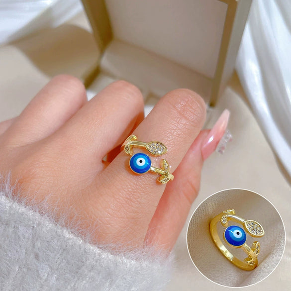 Wholesale Women's Brass Ring With The Crown Pattern Real Gold Electroplated Light Luxury Style