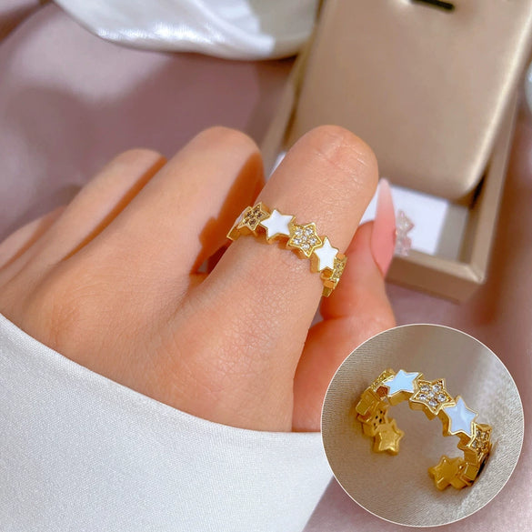 Wholesale Women's Brass Ring With The Crown Pattern Real Gold Electroplated Light Luxury Style