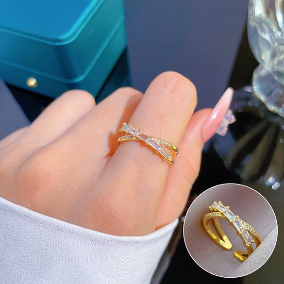 Wholesale Women's Brass Ring With The Crown Pattern Real Gold Electroplated Light Luxury Style
