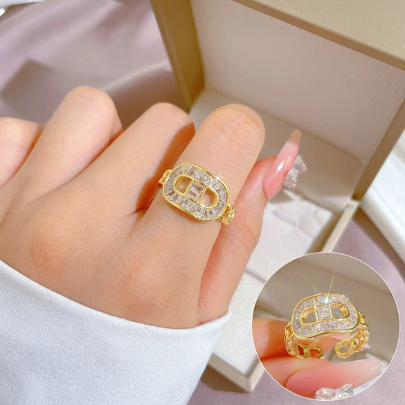 Wholesale Women's Brass Ring With The Crown Pattern Real Gold Electroplated Light Luxury Style