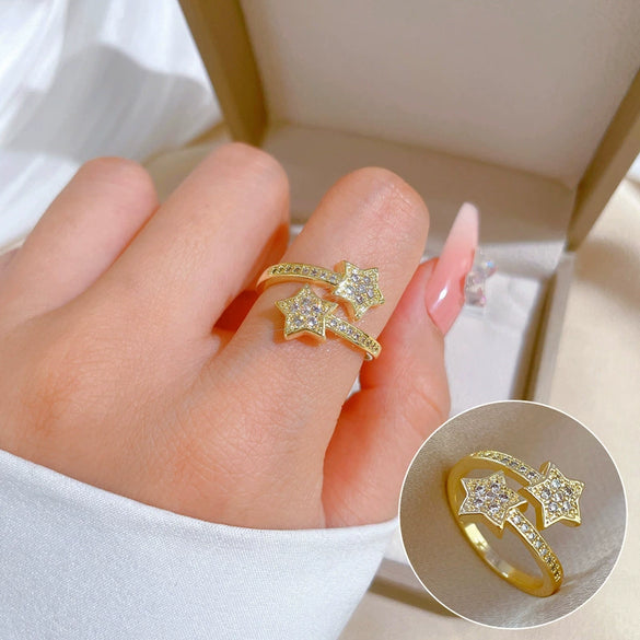 Wholesale Women's Brass Ring With The Crown Pattern Real Gold Electroplated Light Luxury Style