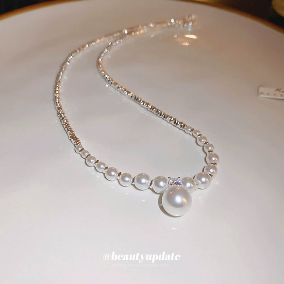 Wholesale Women's Broken Silver Imitation Pearl Zircon Pendant Necklace With Geometric Pattern Handmade Light Luxury Clavicle Chain