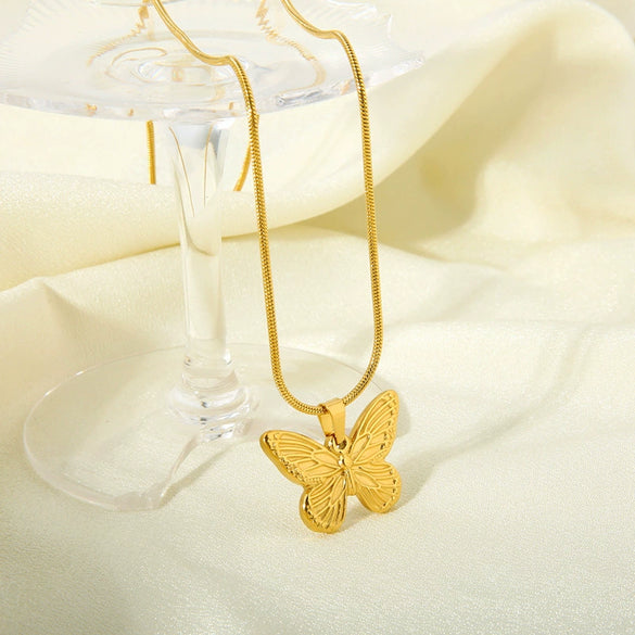 Wholesale Women's Butterfly Pendant Necklace With Animal Zodiac Pattern Stainless Steel And Titanium Steel Snake Bone Chain 18K Gold Plated