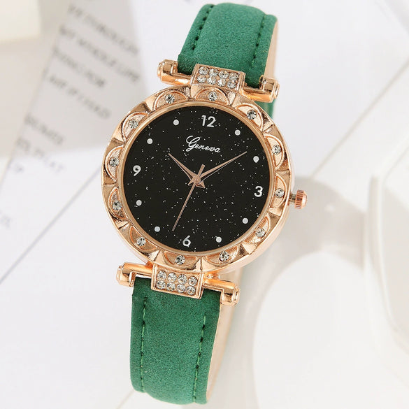 Wholesale Women's Casual Alloy Imitation Leather Belt Quartz Watch With Round Dial