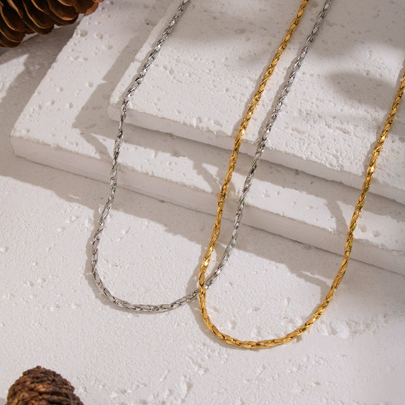 Wholesale Women's Casual Geometric 18K Real Gold Plated Stainless Steel Chain Necklace With Pvd Furnace Vacuum Real Gold Plating