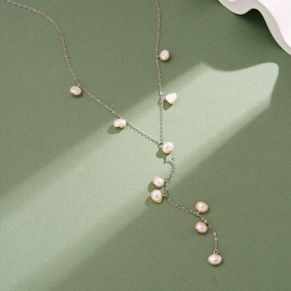 Wholesale Women's Casual Geometric Pearl Pendant Necklace With 925 Silver And Electroplating Cross Chain