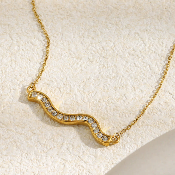 Wholesale Women's Casual Geometric Stainless Steel 18K Goldplated Pendant Necklace