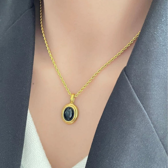 Wholesale Women's Casual Geometric Stainless Steel Polished Plating Pendant Necklace With Twist Chain