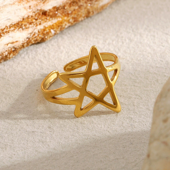 Wholesale Women's Casual Stainless Steel Electroplated 18K Gold Fivepointed Star Open Ring Hand Jewelry