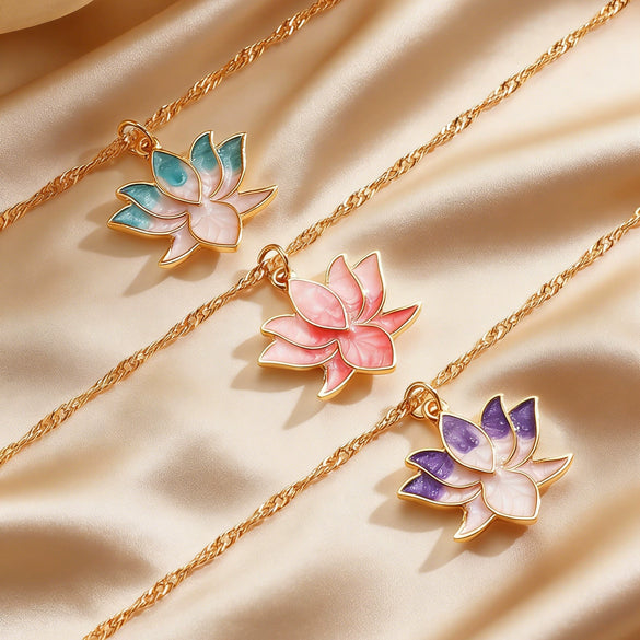 Wholesale Women's Casual Style Electroplated Zinc Alloy Flower Pattern Necklace