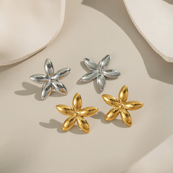 Wholesale Women's Casual Summer Flower Earrings Stainless Steel Jewelry With 18K Gold Electroplating