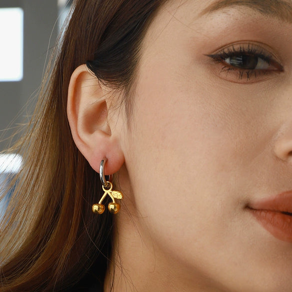 Wholesale Women's Cherry Shaped Stainless Steel Earrings With Geometric Pattern And Electroplating Treatment