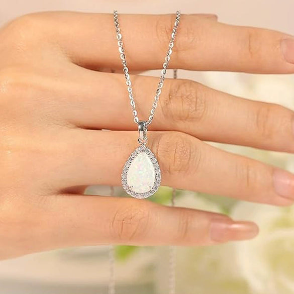 Wholesale Women's Classical Imitation Opal Necklace With Geometric Design Copper O Chain Mixed Gemstone Inlay And Electroplating
