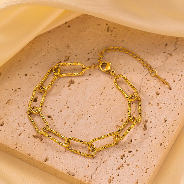 Wholesale Women's Cold Style Goldplated Titanium Steel Cross Chain Clavicle Necklace