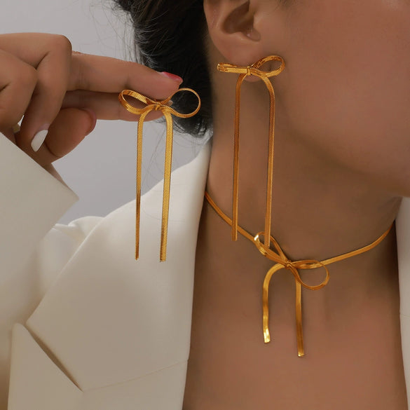 Wholesale Women's Cold Style Jewelry Set With Butterfly Dragonfly Insect Patterns Bow Design Pendant And Clavicle Chain Made Of Titanium Steel Electroplated