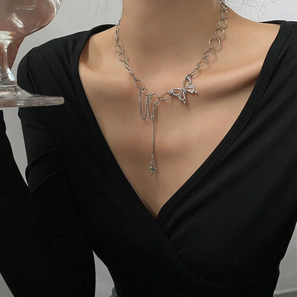 Wholesale Women's Cold Style Metal Multilayer Necklace With Cross Moon Star Pendant Alloy Material Twisted Chain Electroplating Process