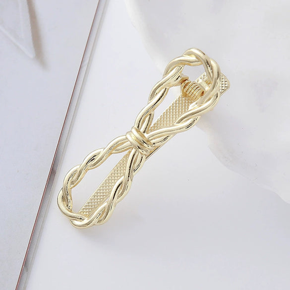 Wholesale Women's Cold Style Zinc Alloy Wave Shaped Duckbill Hairpin With Love Butterfly Design And Electroplating Treatment