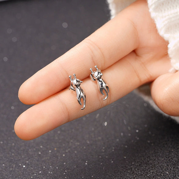 Wholesale Women's Copper Animal Zodiac Style Electroplated Cute Earrings