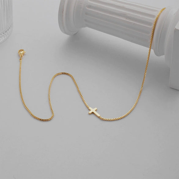 Wholesale Women's Copper Cross Necklace With Geometric Design And 14K Goldplated Electroplating