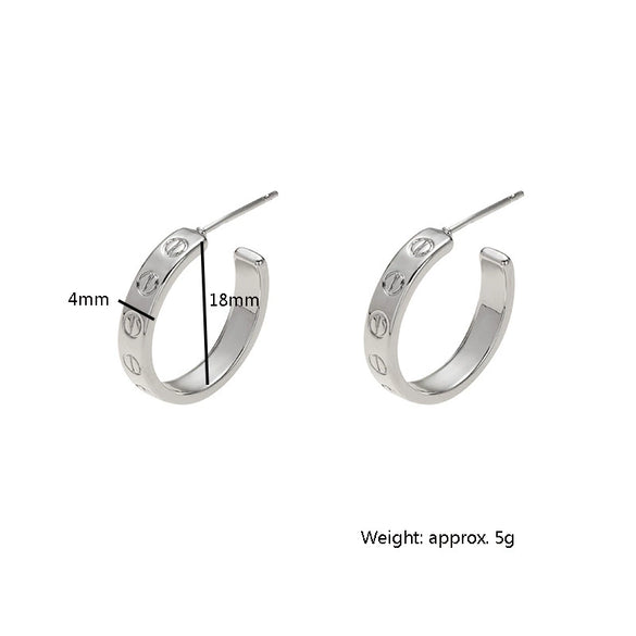 Wholesale Women's Copper Cshaped Geometric Earrings Electroplated Light Luxury Fashion Style