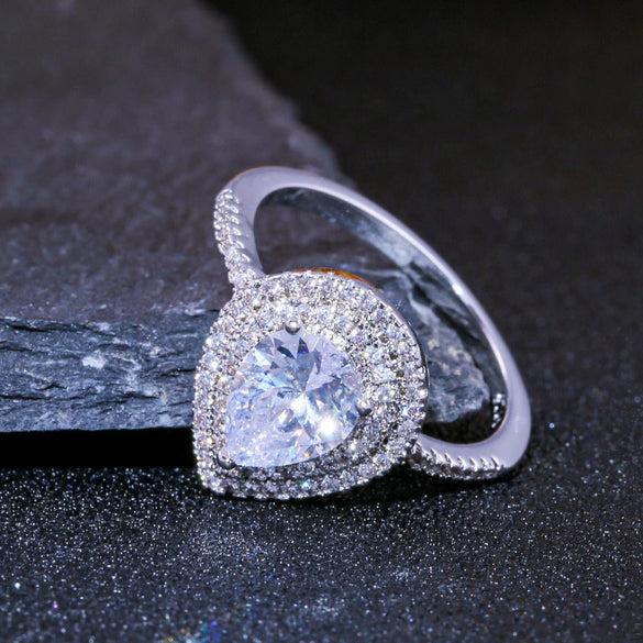 Wholesale Women's Copper Drop Shaped Zircon Ring Fashion Jewelry