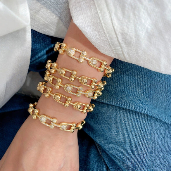 Wholesale Women's Copper Electroplated Geometric Hollow U Letter Bracelet