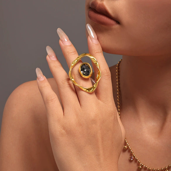 Wholesale Women's Copper Exaggerated Round Diamond Shaped Ring With Geometric Style And Real Gold Plated