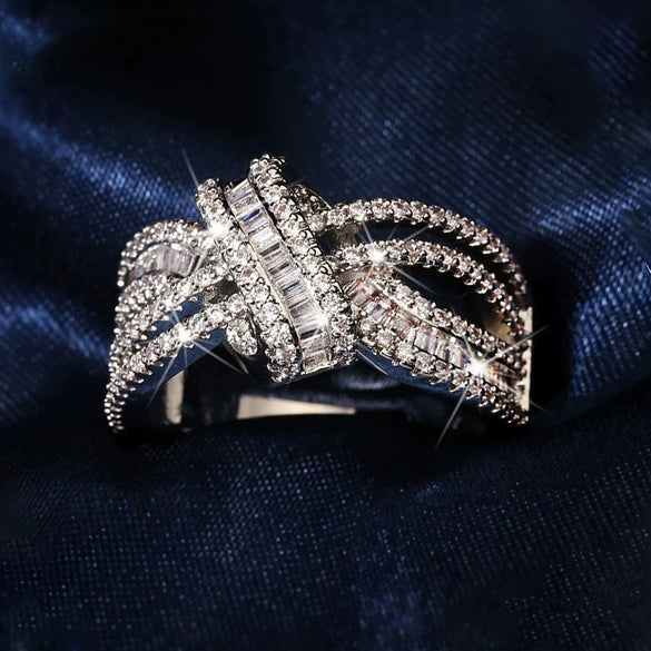 Wholesale Women's Copper Fashion Ol Bow Design Zircon Ring