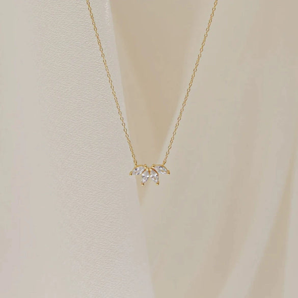 Wholesale Women's Copper Fishtail Flower Zircon Clavicle Chain With Horse Eye Pendant And Electroplating Mixed Gem Inlay