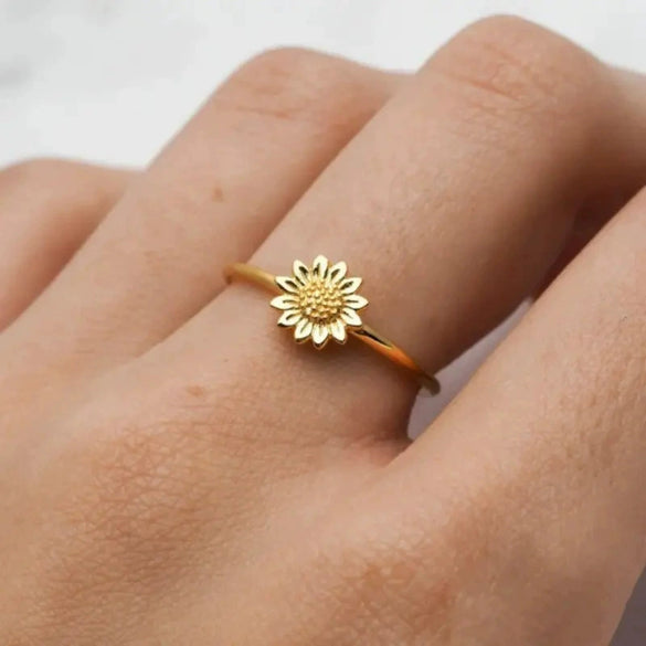 Wholesale Women's Copper Flower Ring With Electroplating Fashion Ol Style