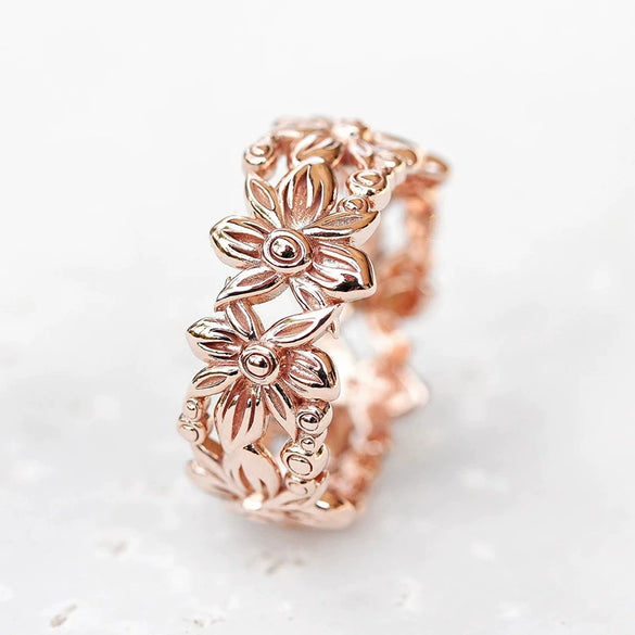 Wholesale Women's Copper Flower Ring With Electroplating