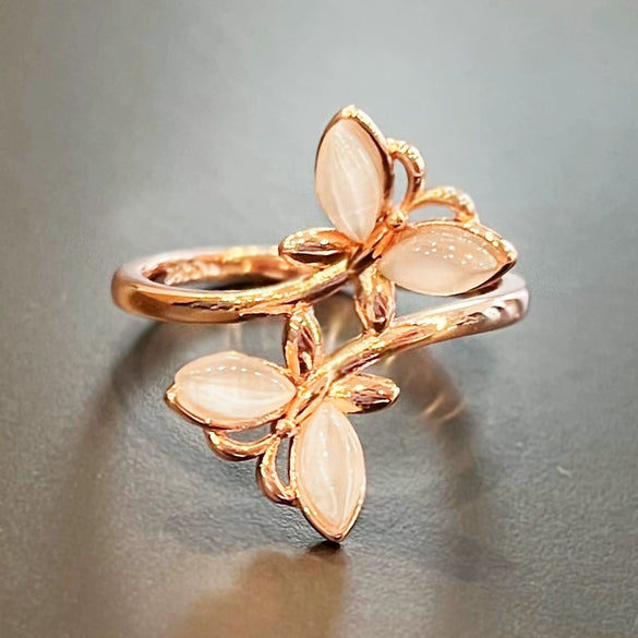 Wholesale Women's Copper Flower Zircon Imitation Cat's Eye Ring Luxury Fashion Niche Accessory