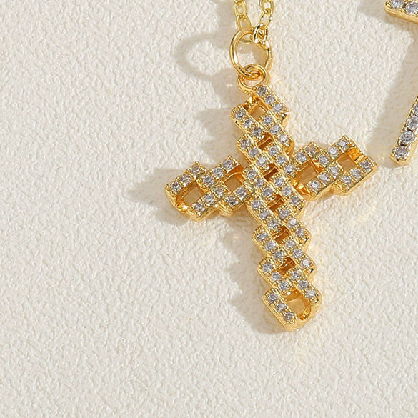 Wholesale Women's Copper Geometric Cross Pendant Choker Necklace With Inlaid Zircon And Ochain