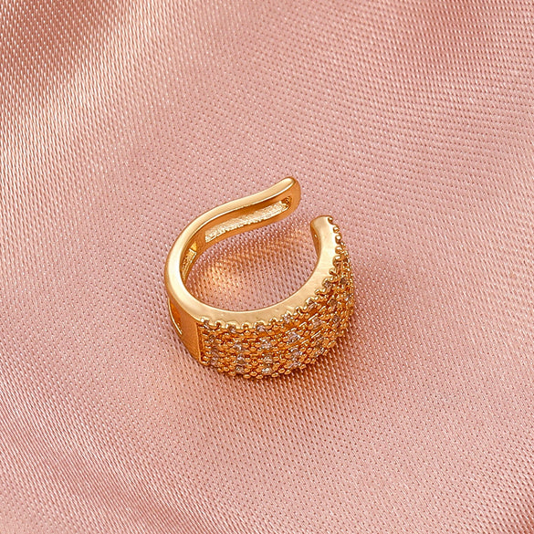 Wholesale Women's Copper Geometric Ctype Retro Microinlaid Zircon Earrings With Electroplating
