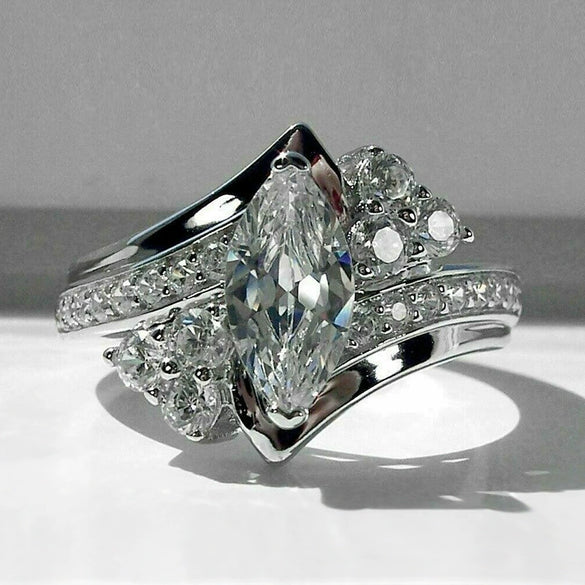 Wholesale Women's Copper Geometric Horse Eye Shaped Zircon Ring