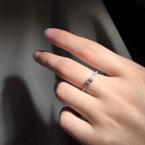 Wholesale Women's Copper Geometric Inlaid Zircon Cube Sugar Ring Minimalist Design