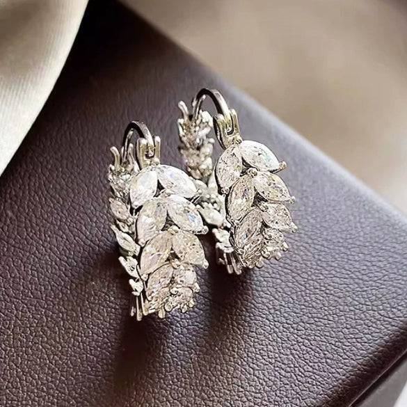 Wholesale Women's Copper Geometric Leaf Earrings Set With Zirconia