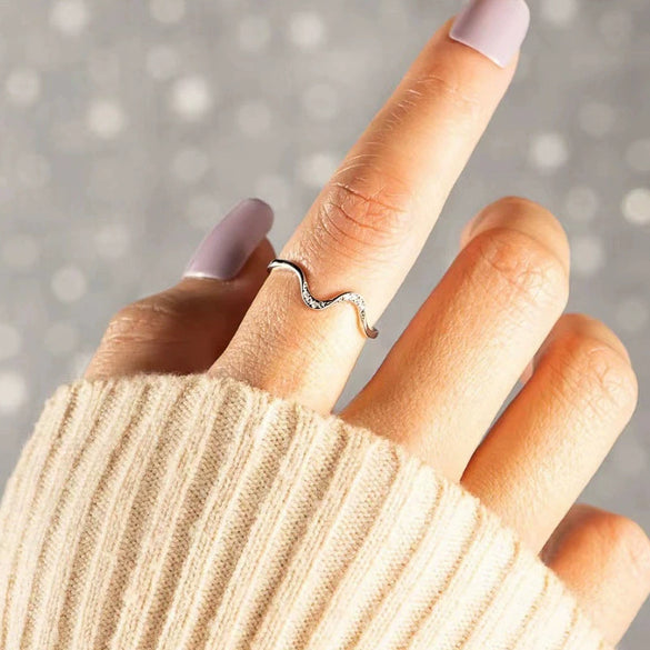 Wholesale Women's Copper Geometric Line Ring With Zirconia Minimalist And Elegant Jewelry