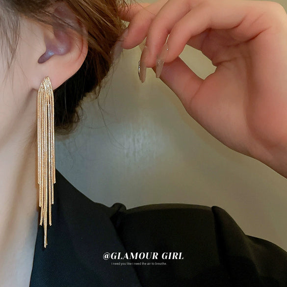 Wholesale Women's Copper Geometric Long Earrings With Electroplating And Tassel Design Light Luxury And Exaggerated Style