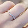 Wholesale Women's Copper Geometric Mobius Ring With Zirconia Light Luxury Style