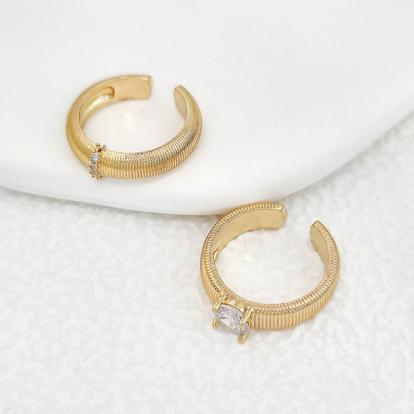 Wholesale Women's Copper Geometric Open Plain Ring With Electroplating For Lovers Stacked Wearing High Luxury Niche Style